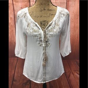 Andree size small top w/ tan embroidered